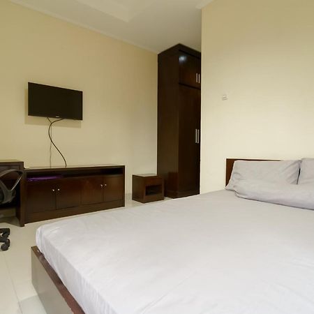Dago Suites Syariah Cikarang Mitra Reddoorz Bekasi Buitenkant foto