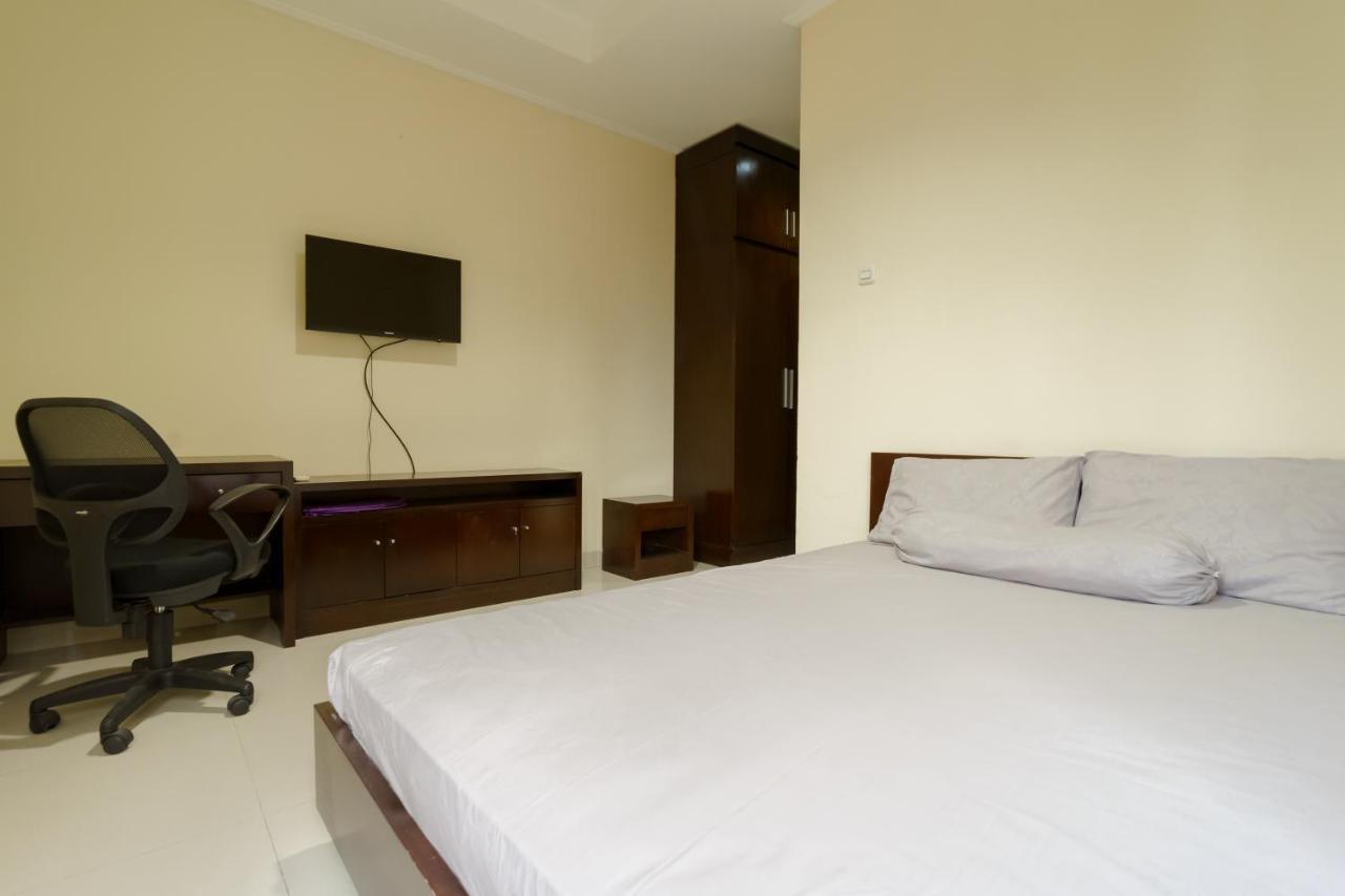 Dago Suites Syariah Cikarang Mitra Reddoorz Bekasi Buitenkant foto