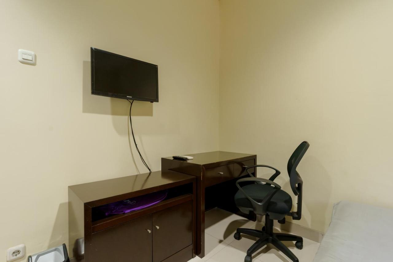 Dago Suites Syariah Cikarang Mitra Reddoorz Bekasi Buitenkant foto